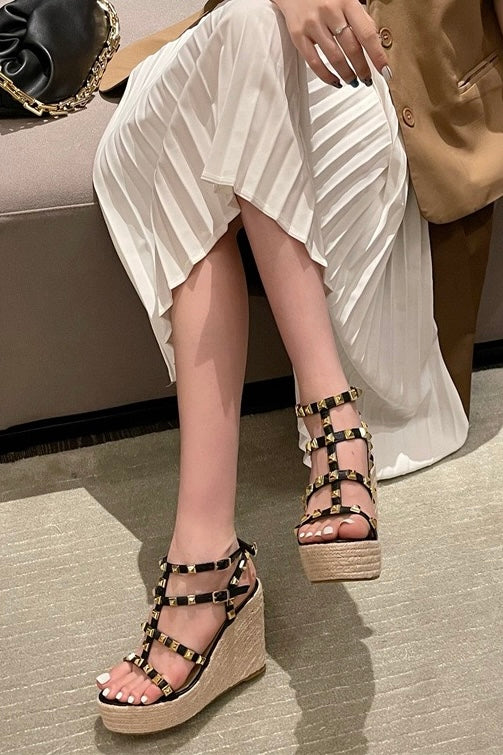 Studded Gladiator Wedge Sandals XLY00124