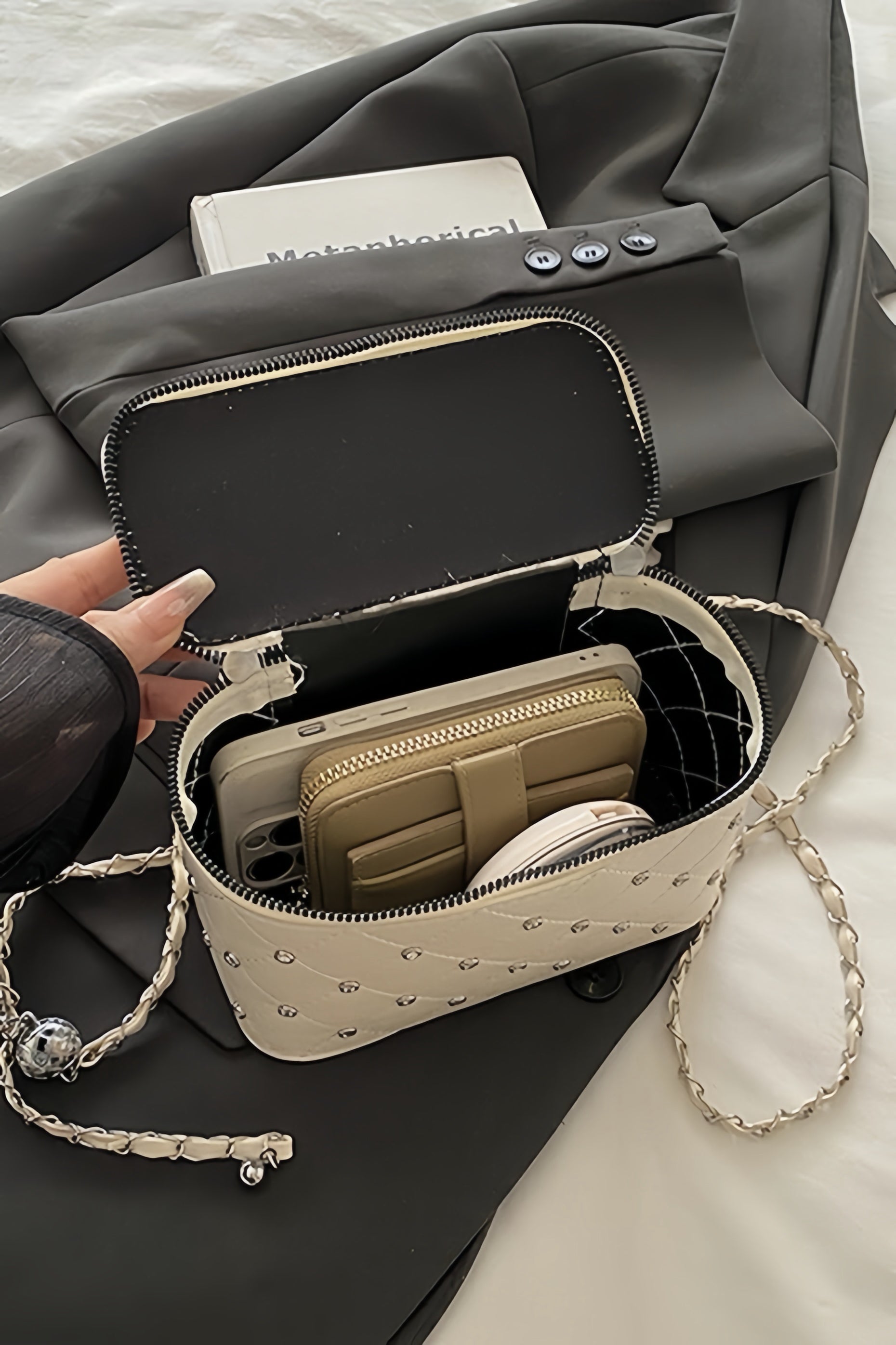 【4colors】ビジューキルティング バニティバッグ XLY00156