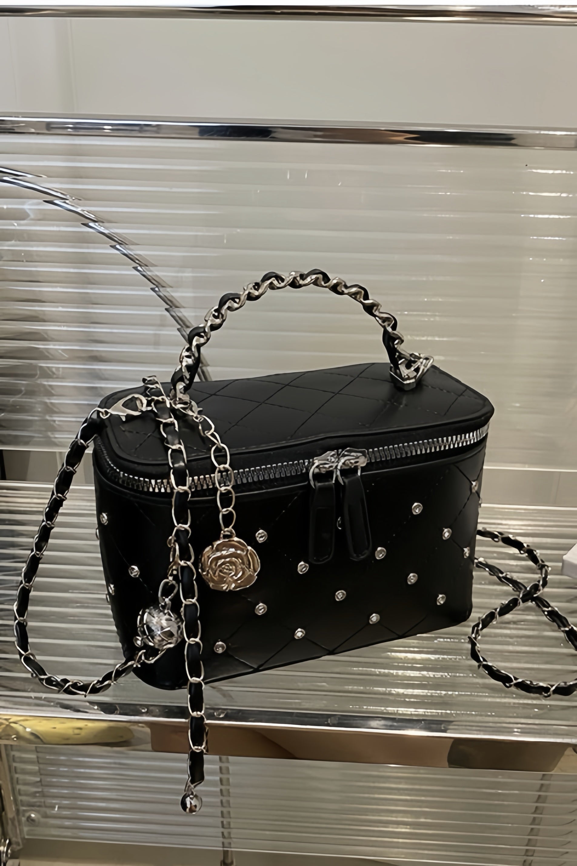 【4colors】ビジューキルティング バニティバッグ XLY00156