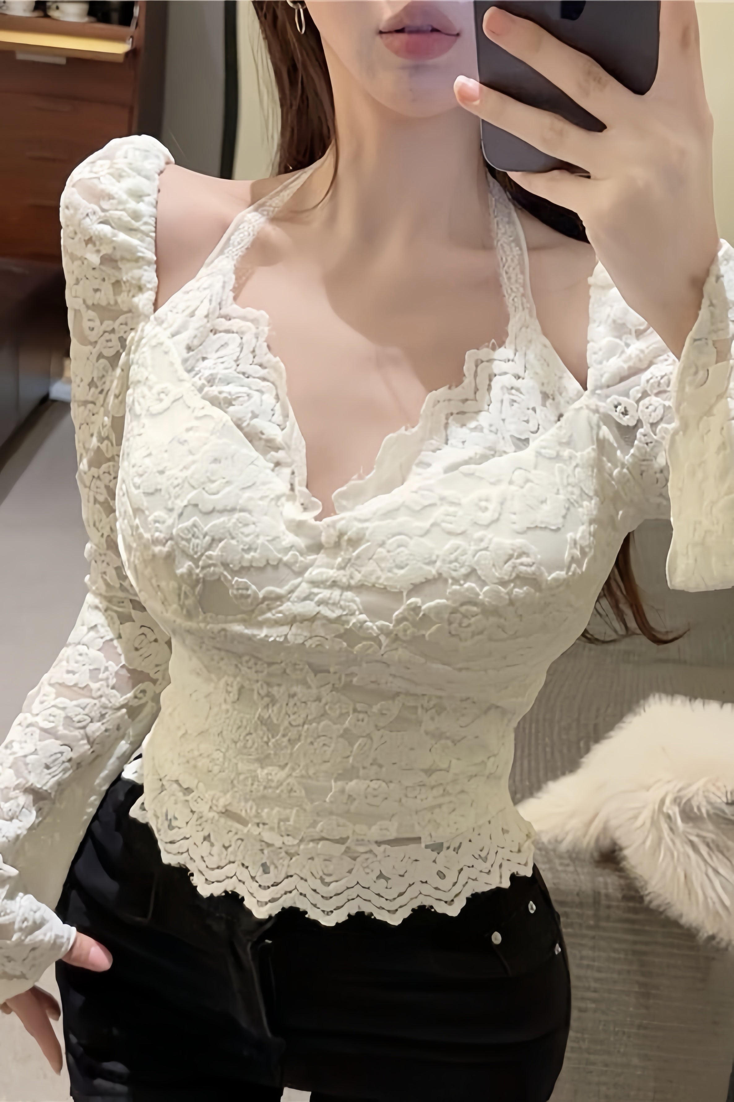Lace Whisper Off-Shoulder Tops XLY00010