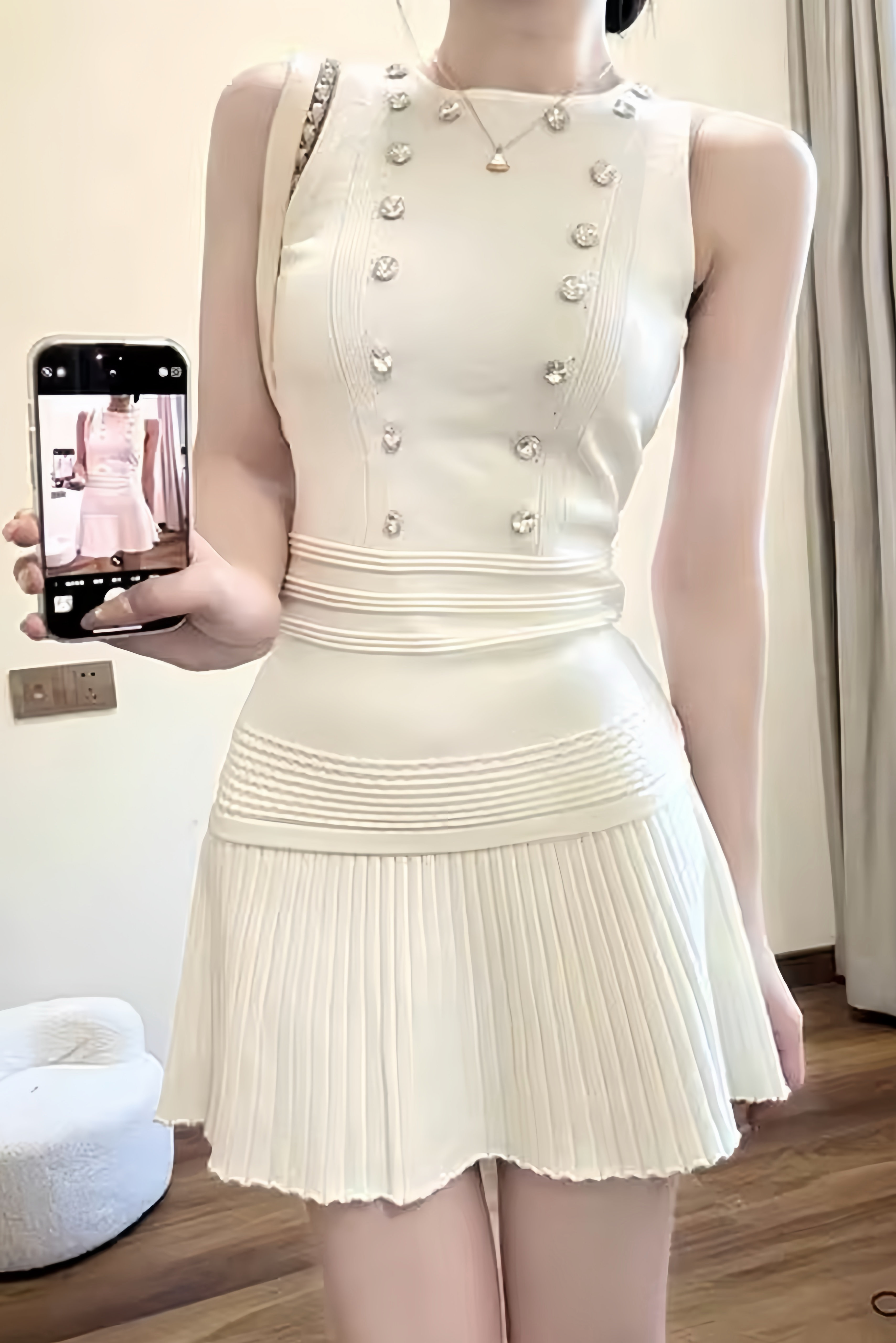 Ivory Sweetheart Pleat Dress XLY00016