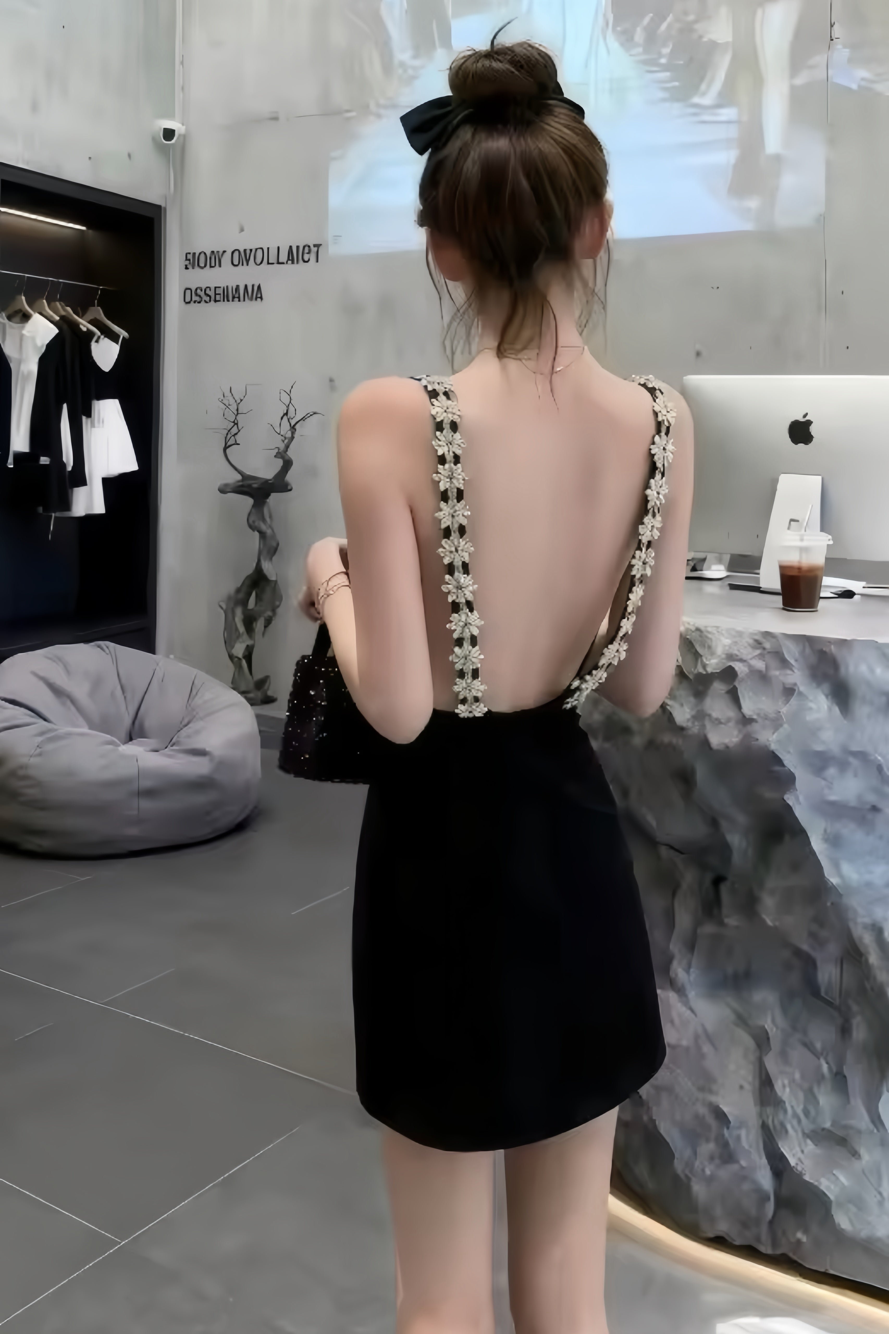Floral Strap Open Back Dress XLY00108