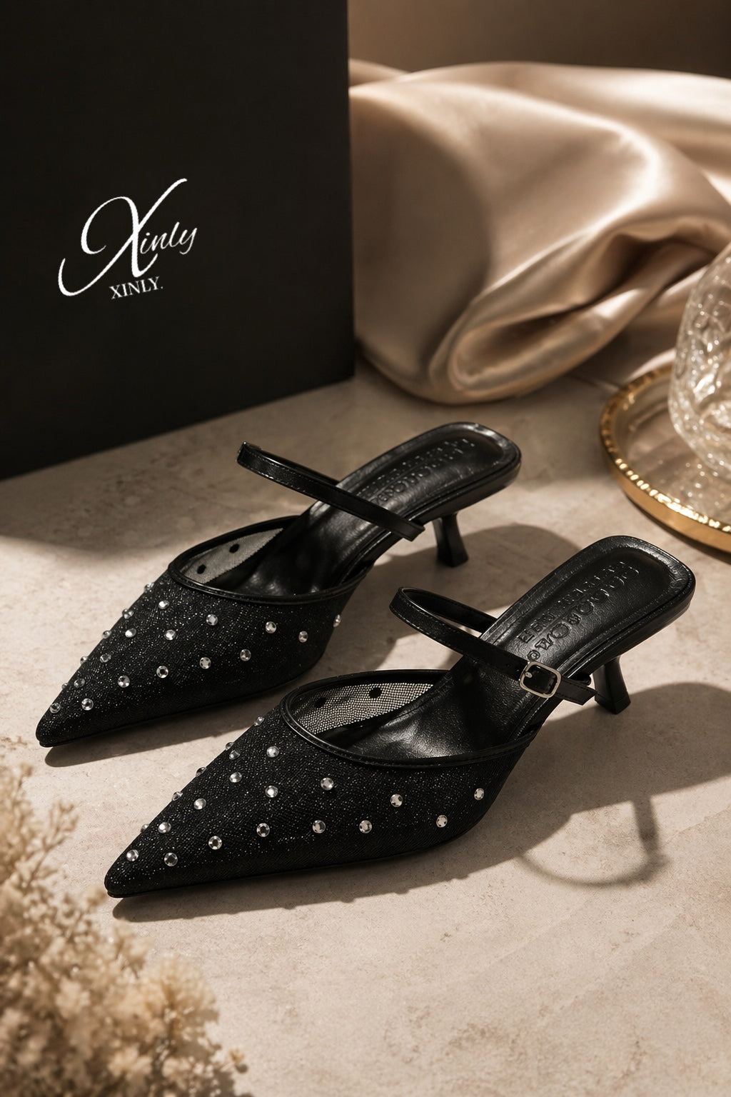 SHOES（シューズ）