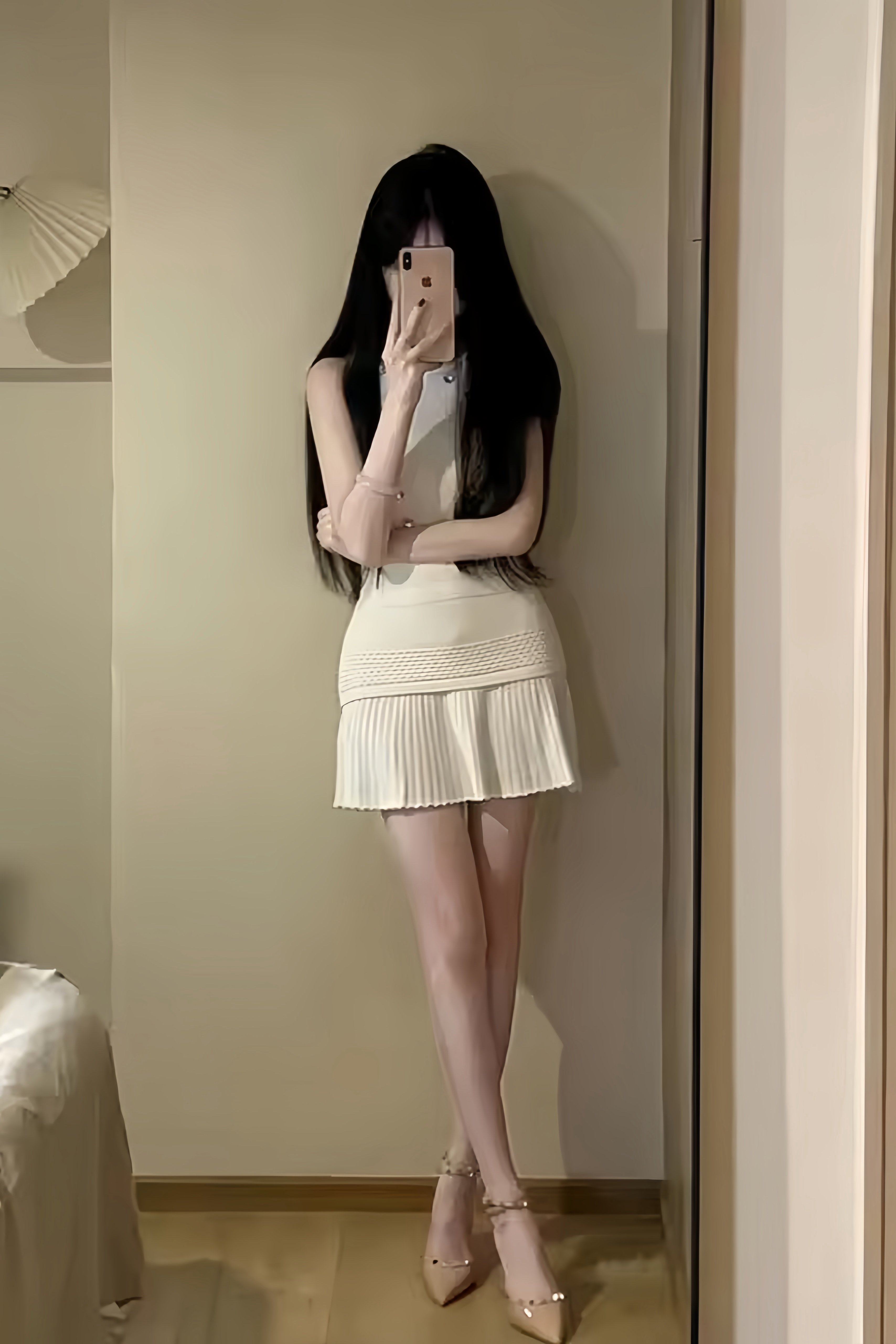 Ivory Sweetheart Pleat Dress  XLY00016