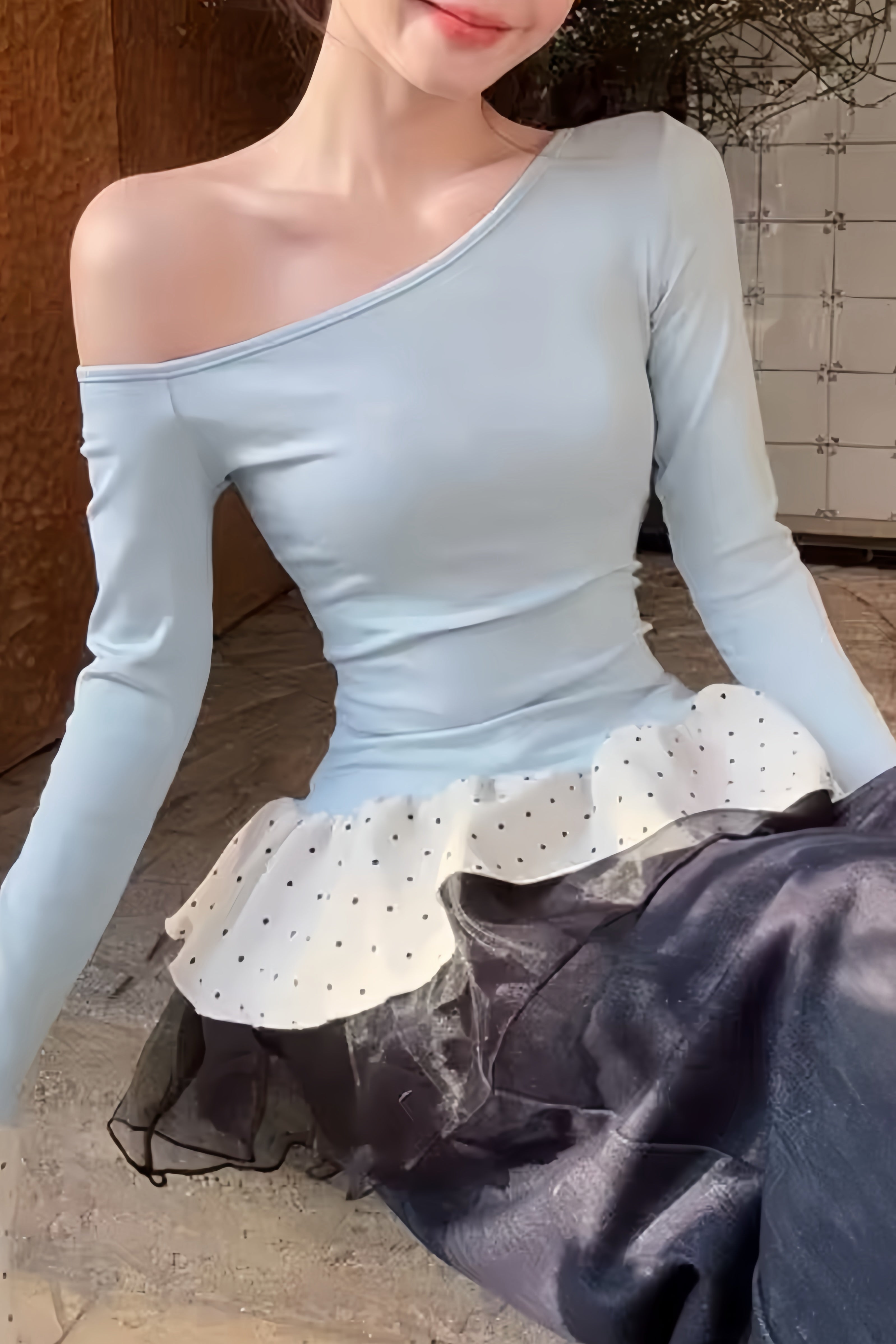 One-Shoulder Polka Dot Ruffle Tops XLY00106